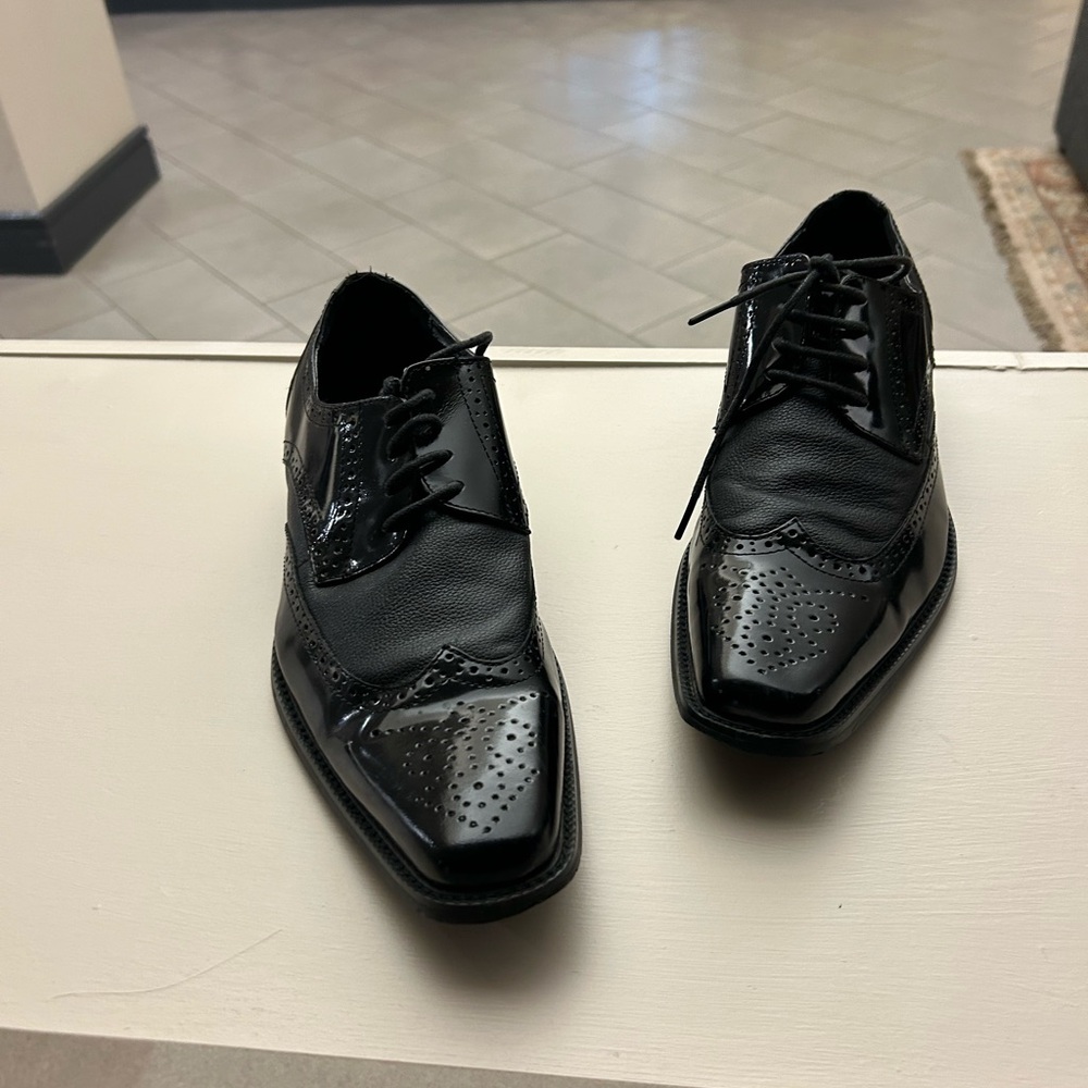 Giorgio V - Styled in Italy- leather- Very good shape-Size 12 1/2…Black cool - Picture 2 of 7